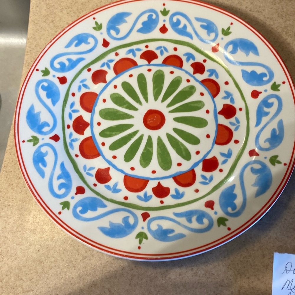 Dover & York Mediterranean Style ceramic dinner plates 10 3/8 inches excel cond